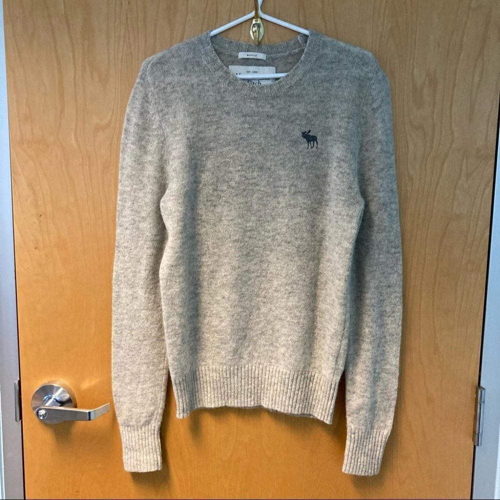ABERCROMBIE & FITCH Sz M Muscle 100% Wool Sweater w/ Elk Emblem